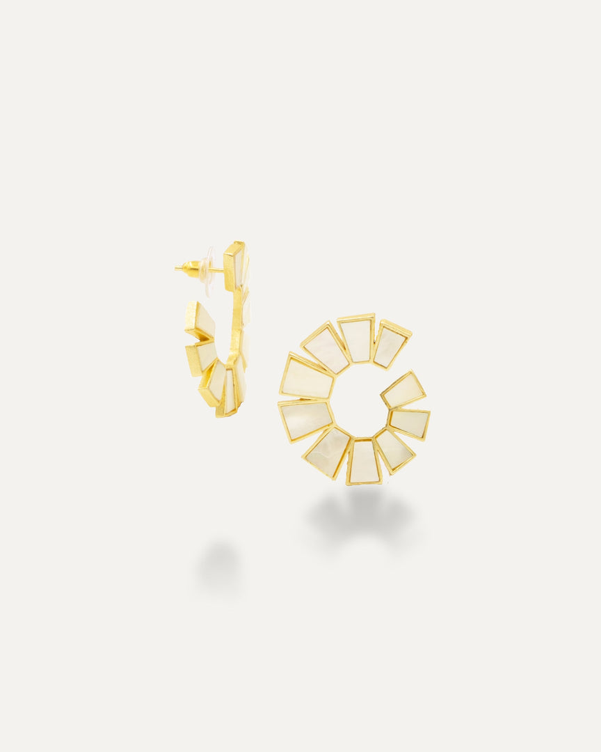 Perla Petra Earrings